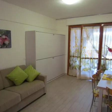 Apartmán With Shared Pool-beahost